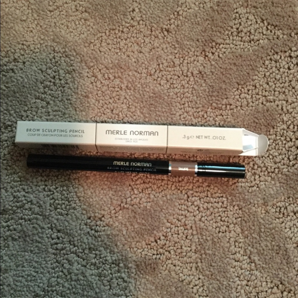 NIB Merle Norman Brow Sculpting Pencil- Taupe